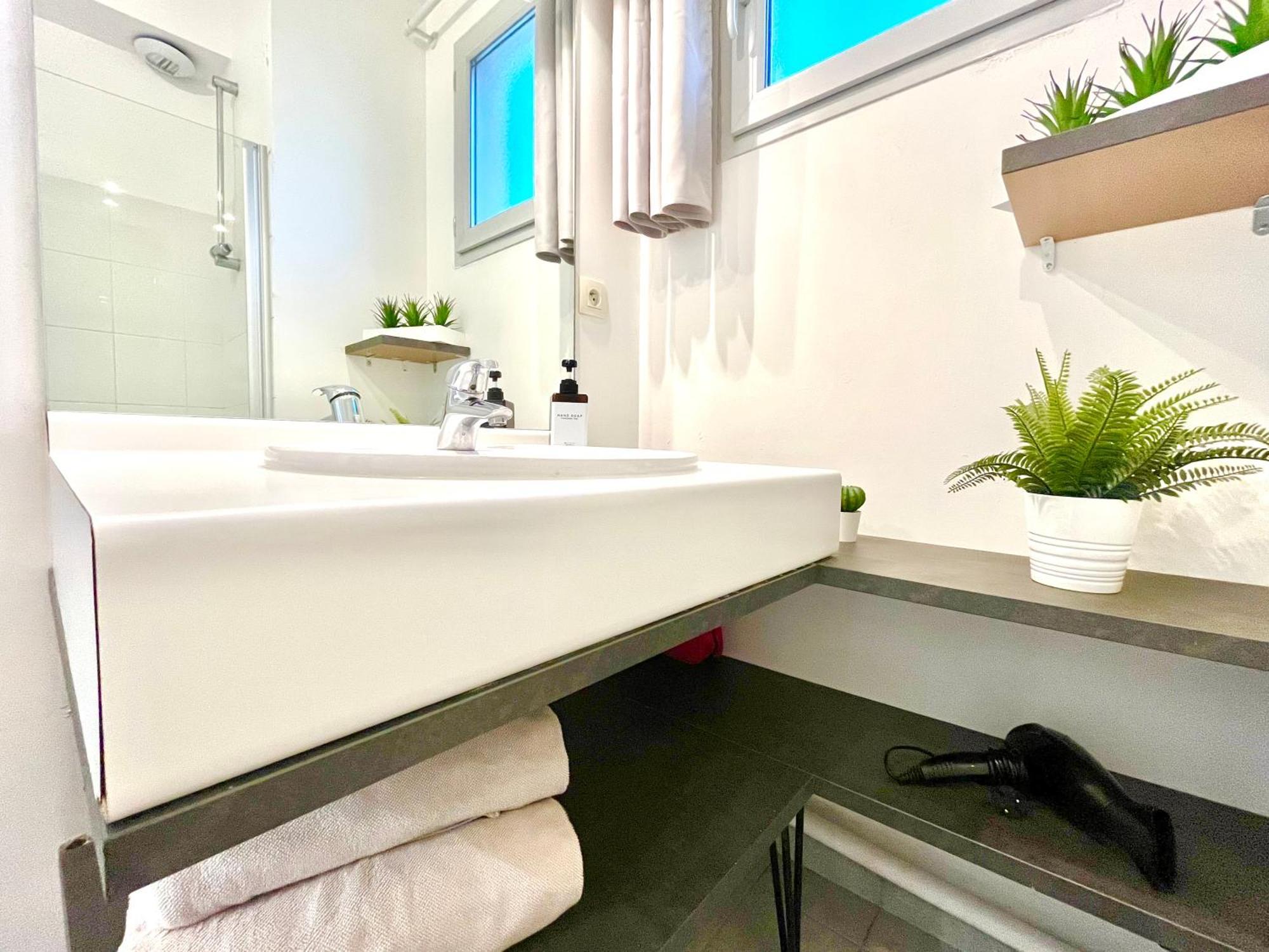 Bngo I Immense Rooftop Lyon I 2 Chambres, 4 Places Parkings, 2 Immenses Terrasses, 8 Personnes Exterior foto