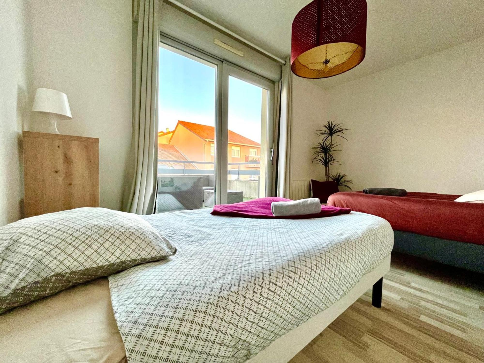 Bngo I Immense Rooftop Lyon I 2 Chambres, 4 Places Parkings, 2 Immenses Terrasses, 8 Personnes Exterior foto